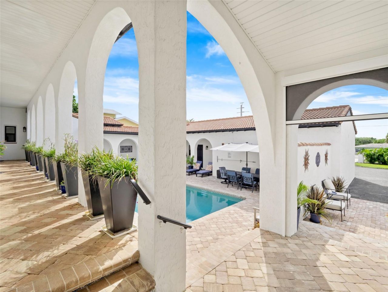 933 S Atlantic Avenue, Cocoa Beach, FL 32931 Photo