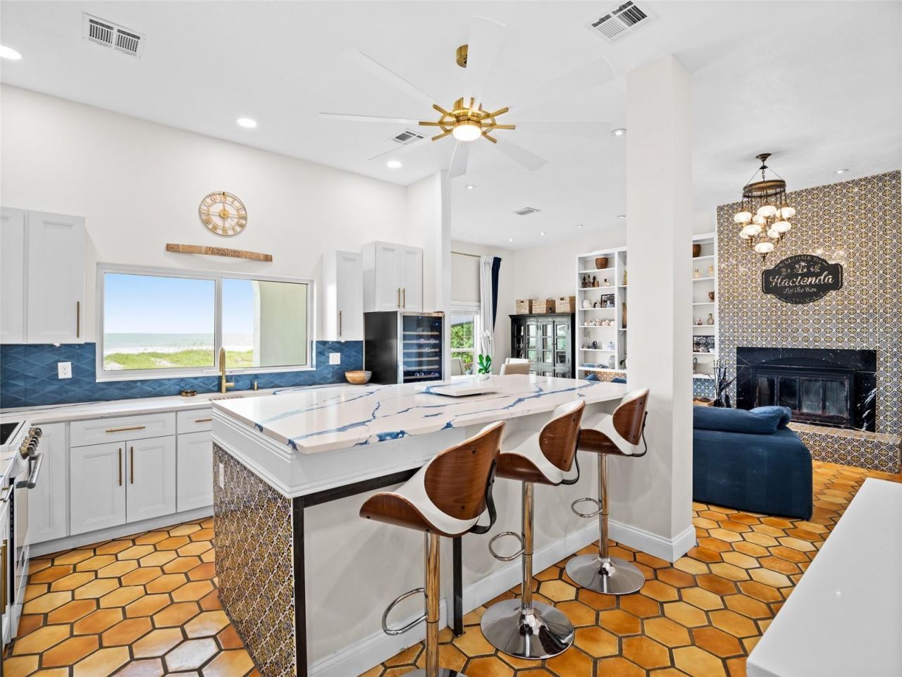 933 S Atlantic Avenue, Cocoa Beach, FL 32931 Photo