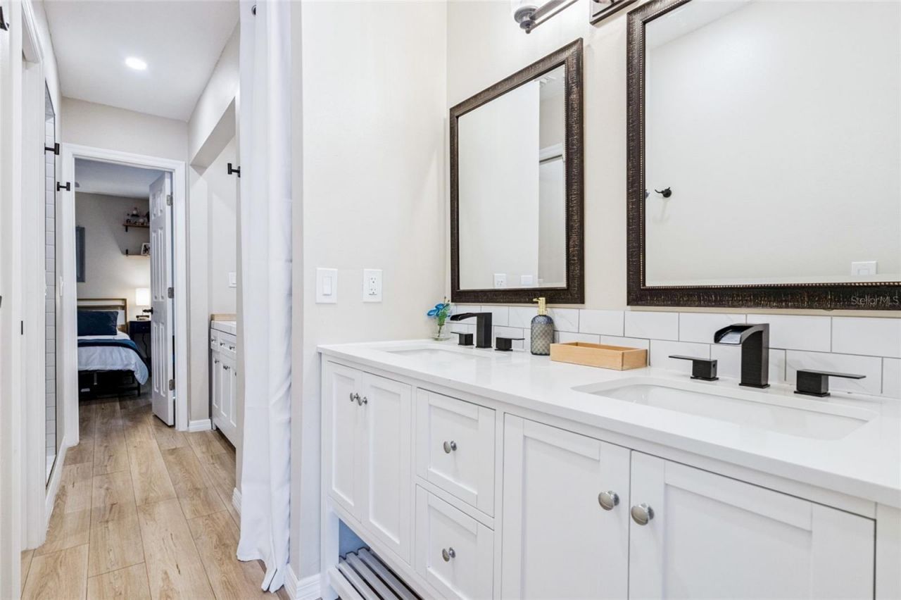 933 S Atlantic Avenue, Cocoa Beach, FL 32931 Photo