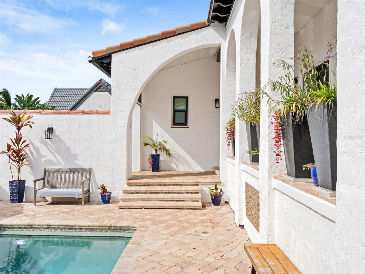 933 S Atlantic Avenue, Cocoa Beach, FL 32931 Photo