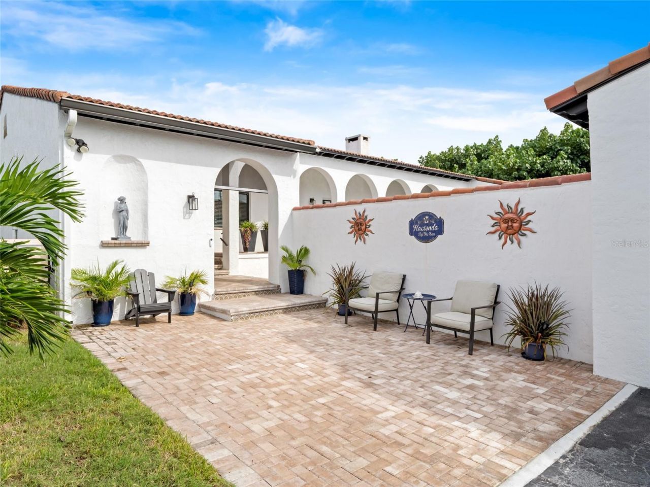 933 S Atlantic Avenue, Cocoa Beach, FL 32931 Photo