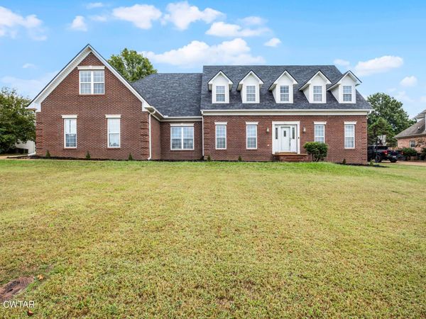 24 Stornaway Drive, Jackson, TN 38305