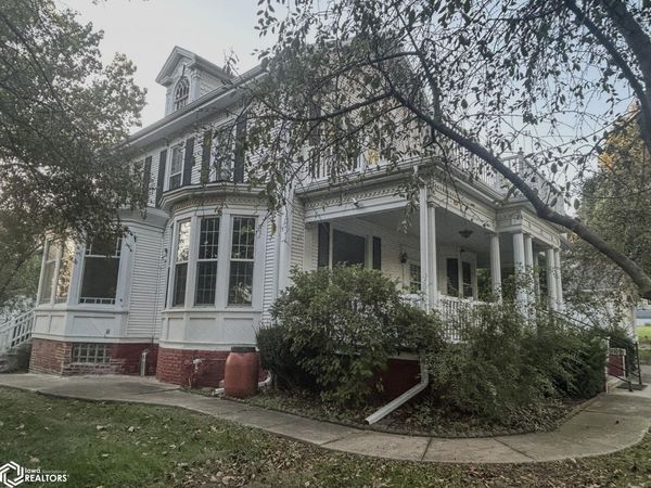 116 N 3rd Avenue, Villisca, IA 50864