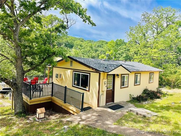 52 Random Road , Edwards, MO 65326