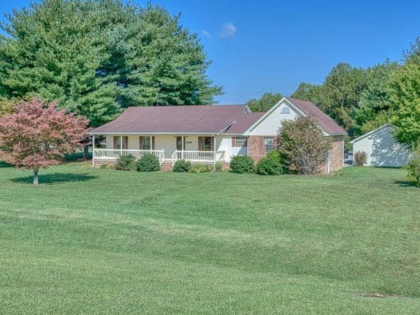 4650 Highway 52 W, Lafayette, TN 37083