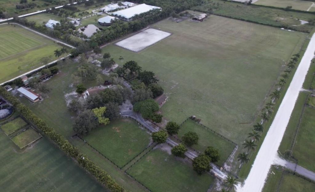 16098 Deer Path Lane, Wellington, FL 33470 Photo