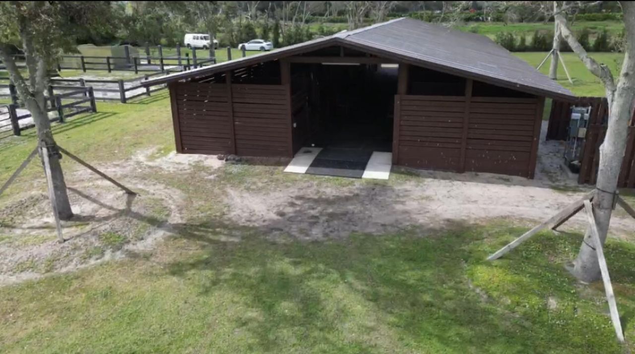 16098 Deer Path Lane, Wellington, FL 33470 Photo