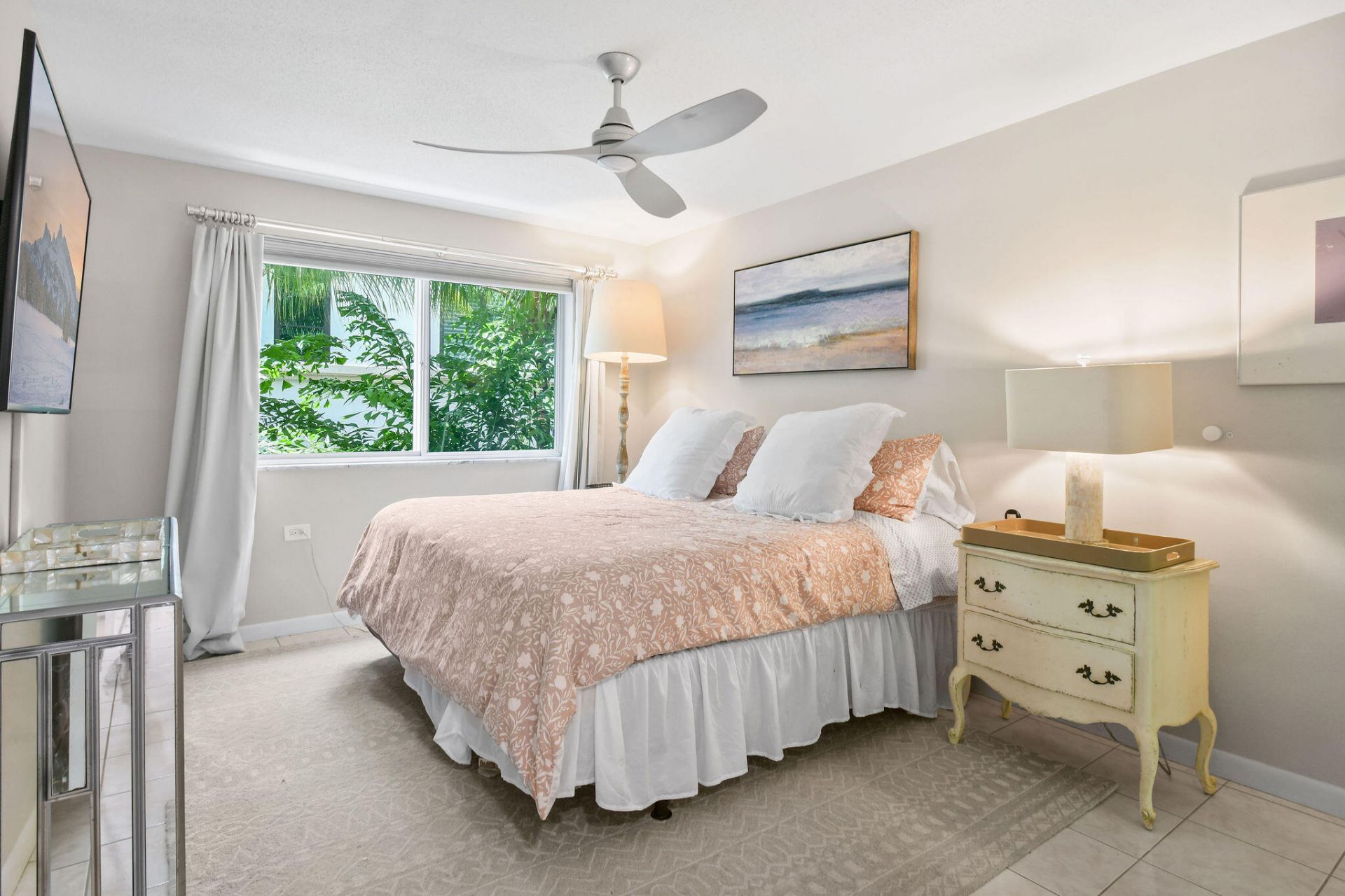 227 Brazilian Avenue, Unit 2h, Palm Beach, FL 33480 Photo