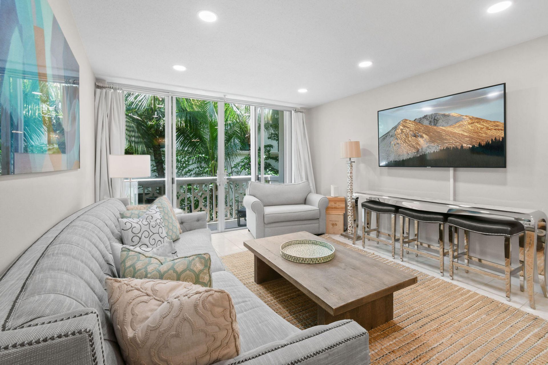 227 Brazilian Avenue, Unit 2h, Palm Beach, FL 33480 Photo