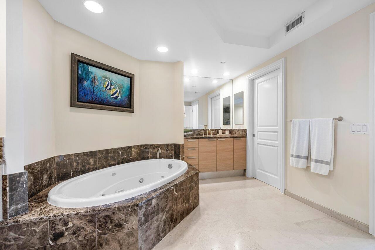 3800 N Ocean, Unit 1053, Singer Island, FL 33404 Photo