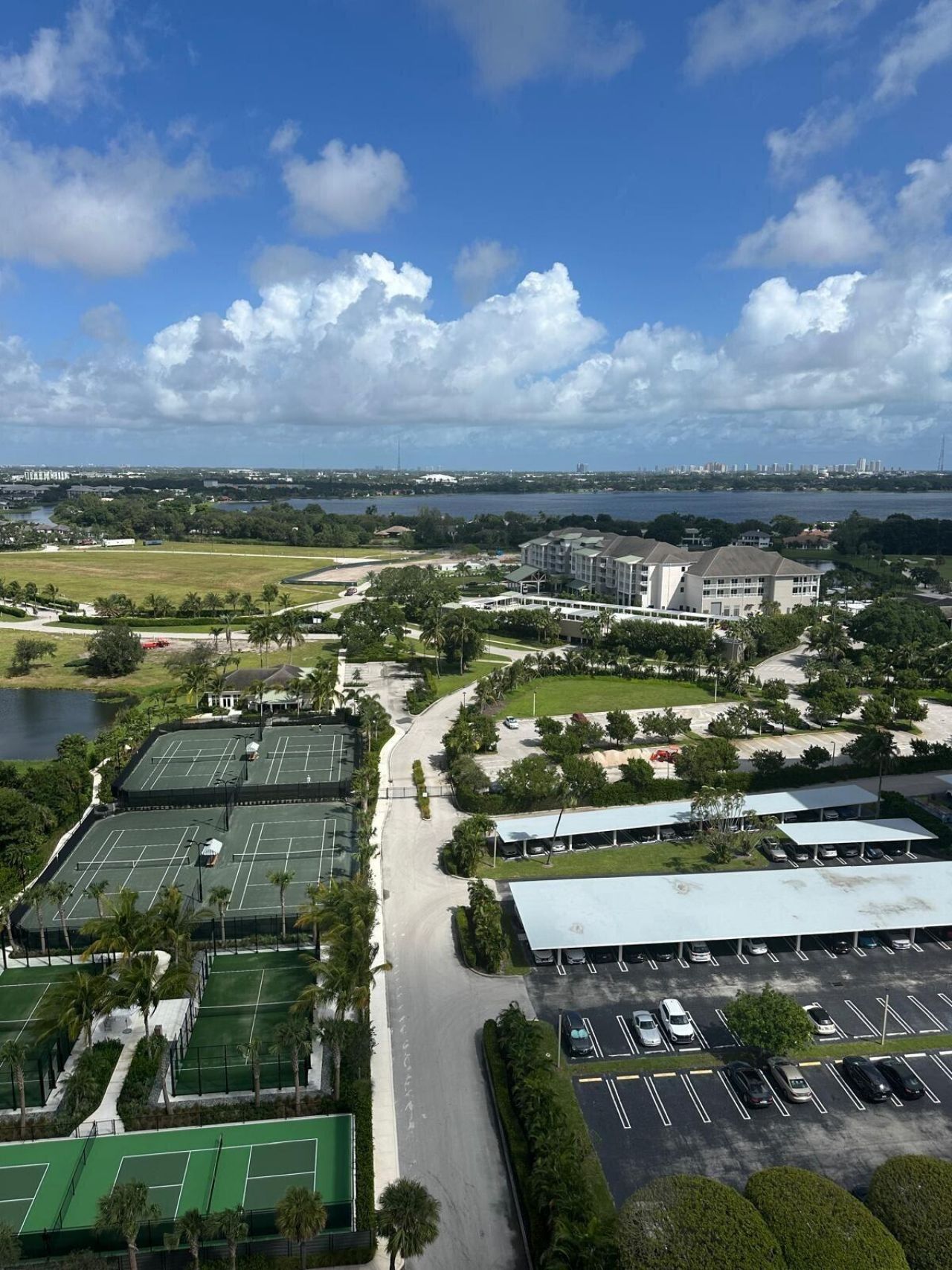 2425 Presidential Way, Unit 1703, West Palm Beach, FL 33401 Photo