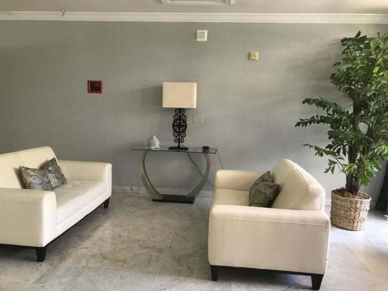 2425 Presidential Way, Unit 1703, West Palm Beach, FL 33401 Photo