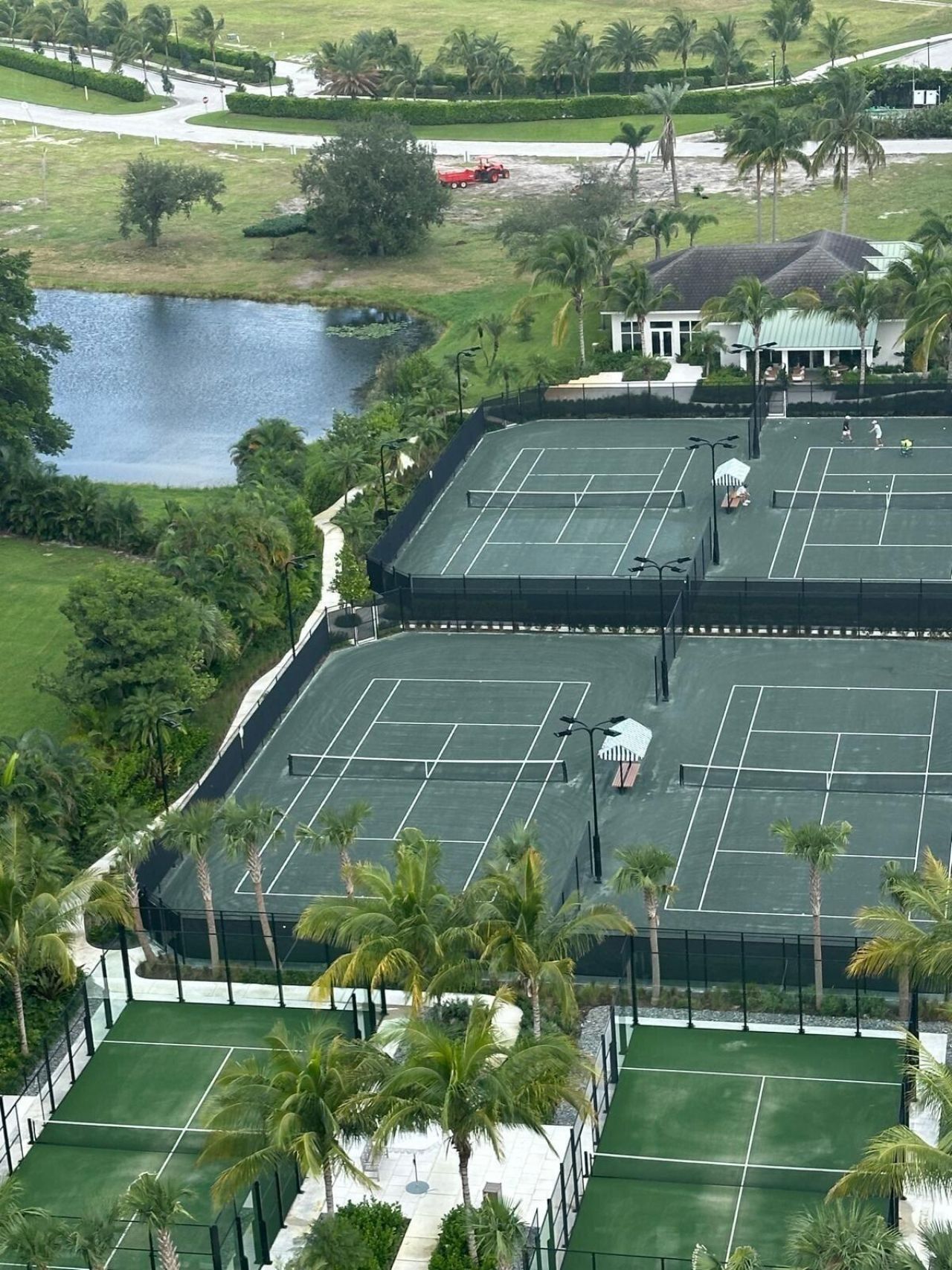 2425 Presidential Way, Unit 1703, West Palm Beach, FL 33401 Photo