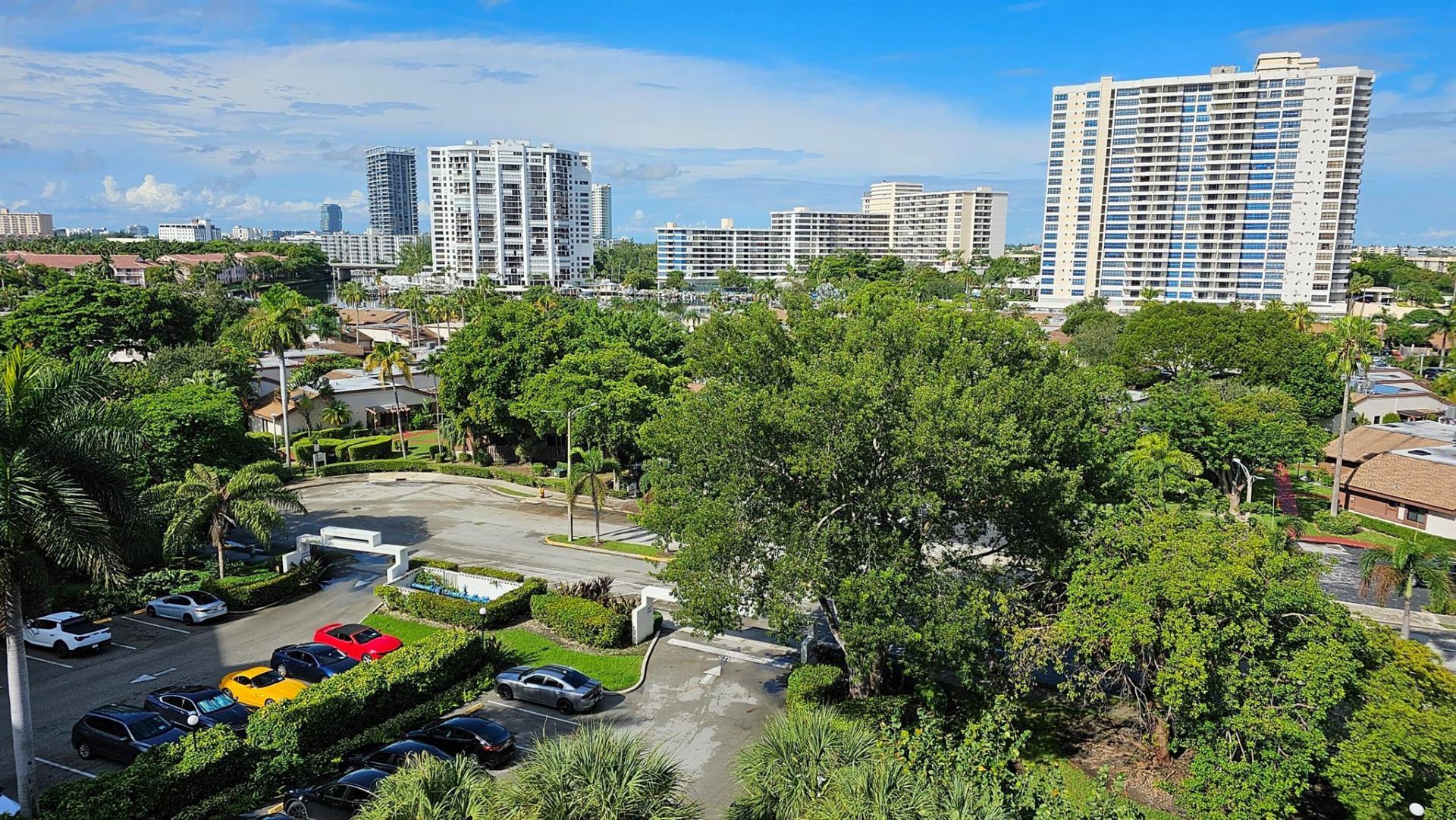 400 Leslie Drive, Unit 807, Hallandale Beach, FL 33009 Photo