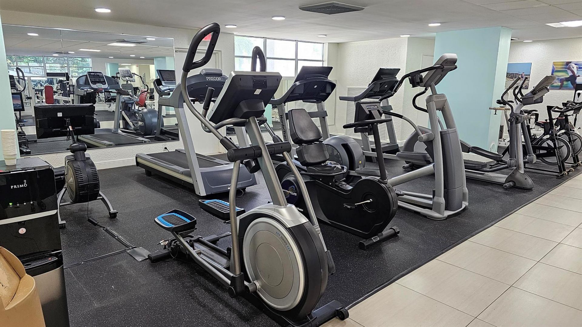 400 Leslie Drive, Unit 807, Hallandale Beach, FL 33009 Photo