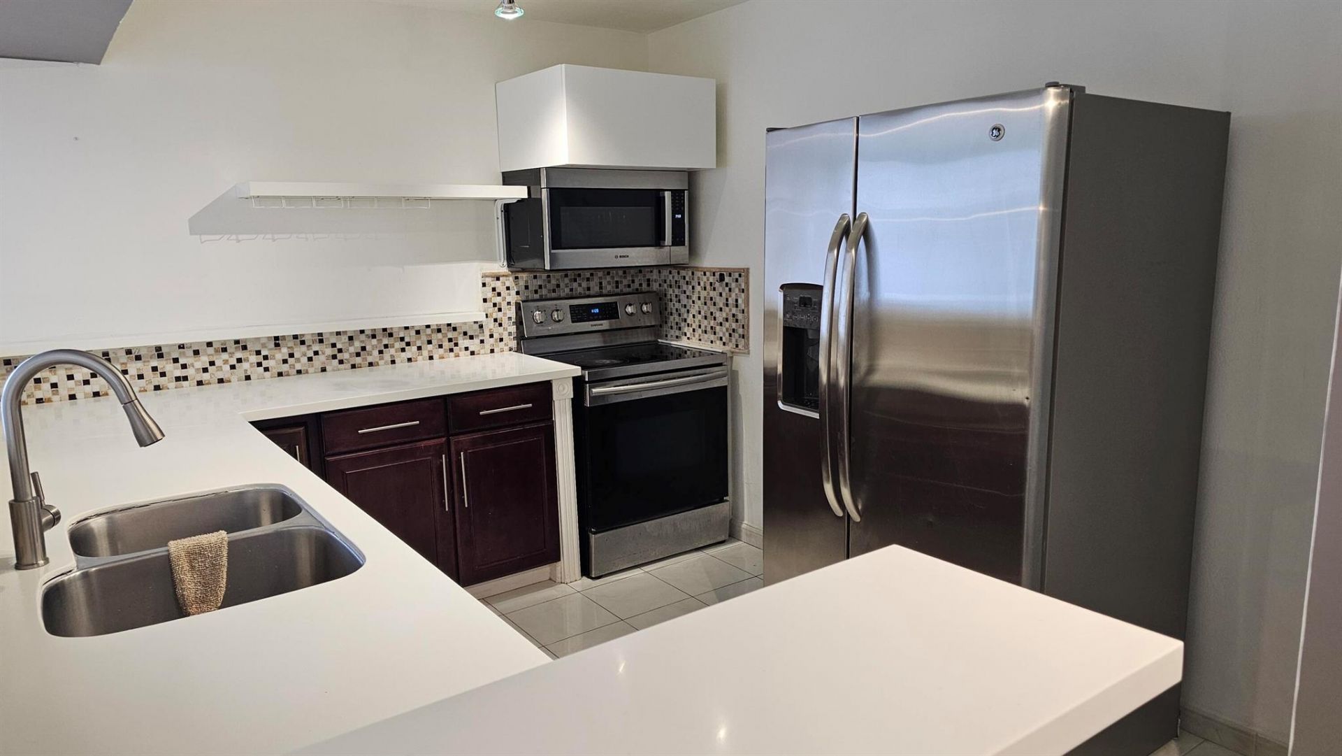 400 Leslie Drive, Unit 807, Hallandale Beach, FL 33009 Photo