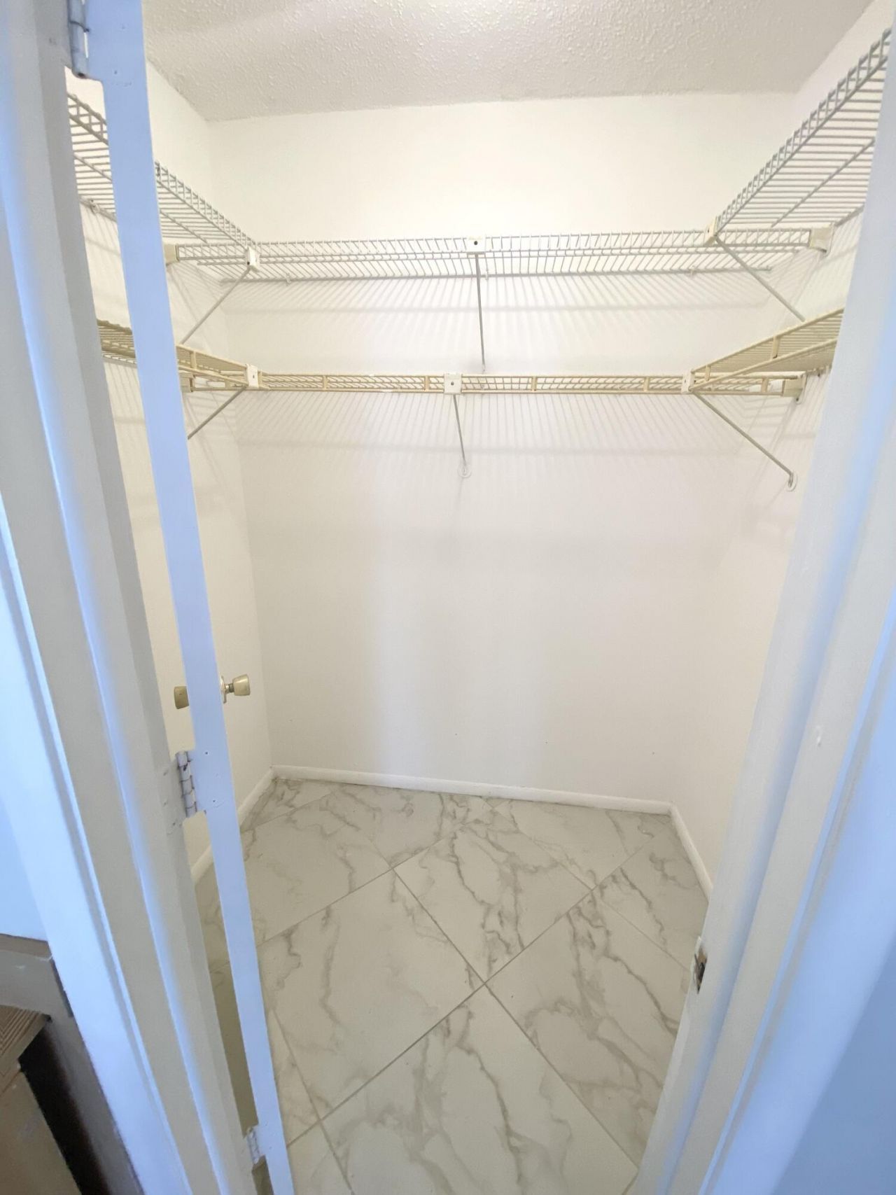 2480 Juniper Drive, Unit 204, Delray Beach, FL 33445 Photo