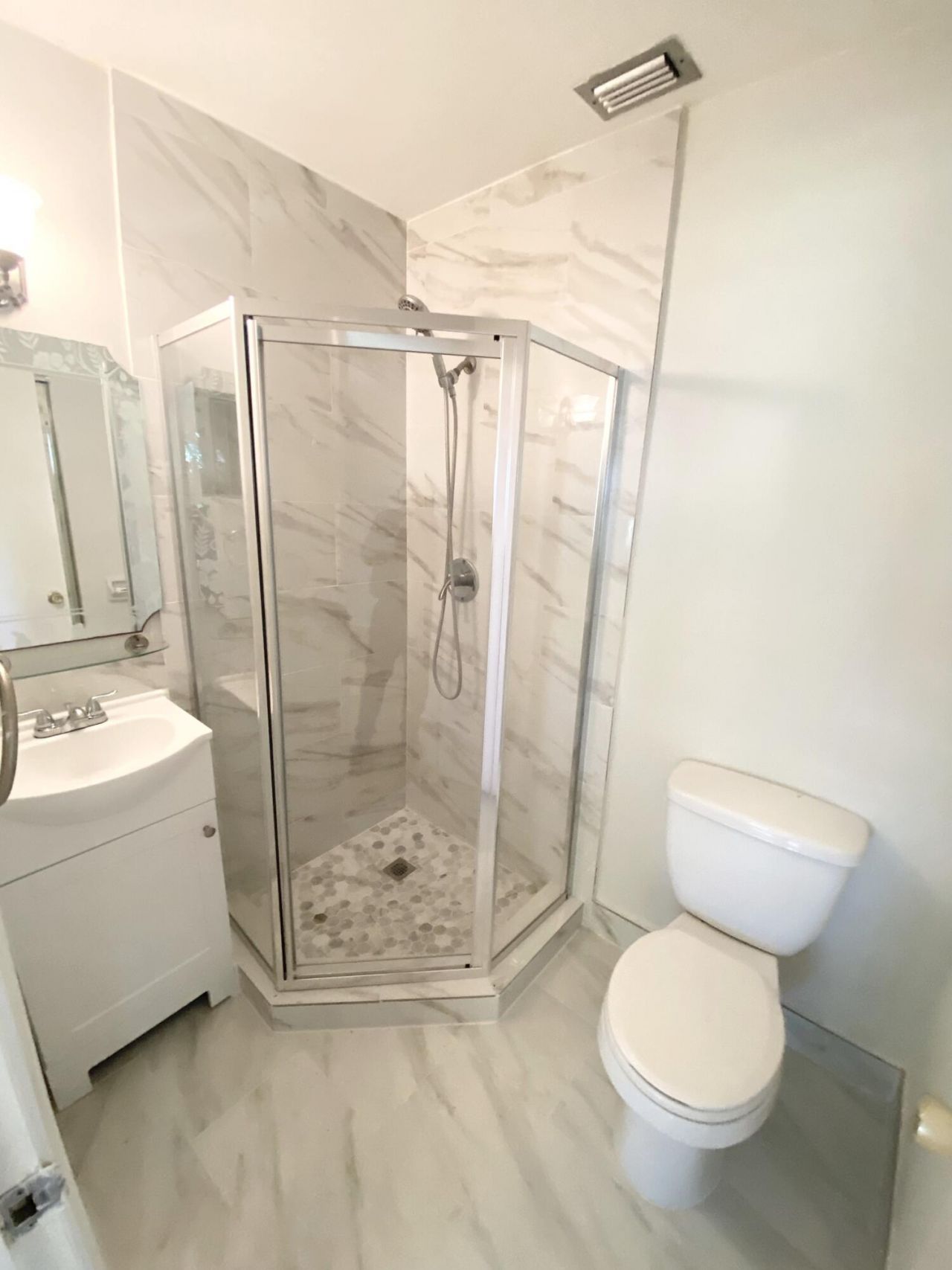 2480 Juniper Drive, Unit 204, Delray Beach, FL 33445 Photo