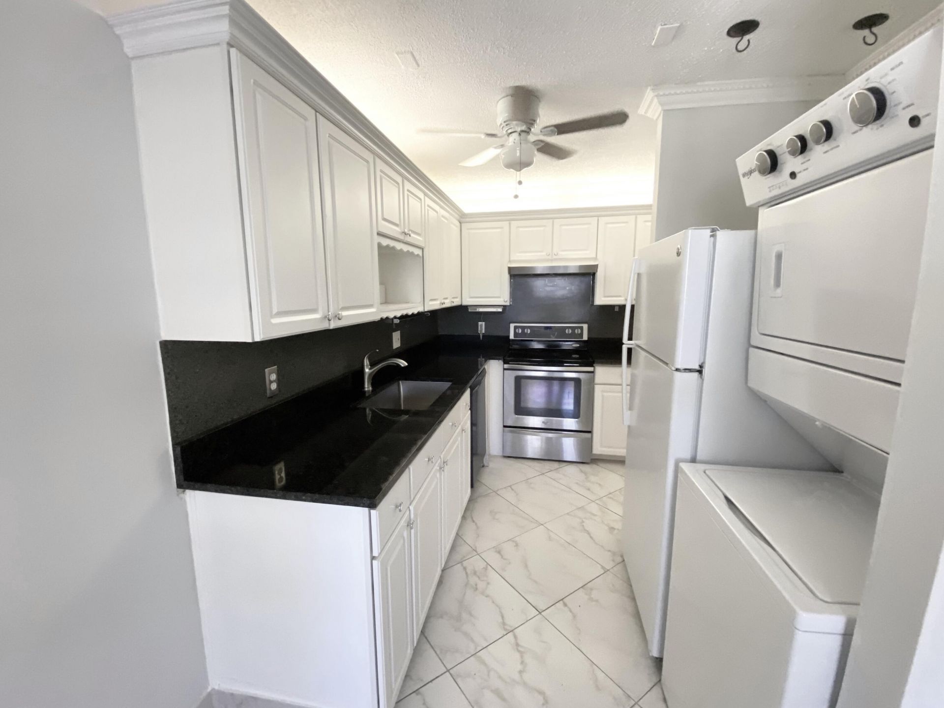 2480 Juniper Drive, Unit 204, Delray Beach, FL 33445 Photo