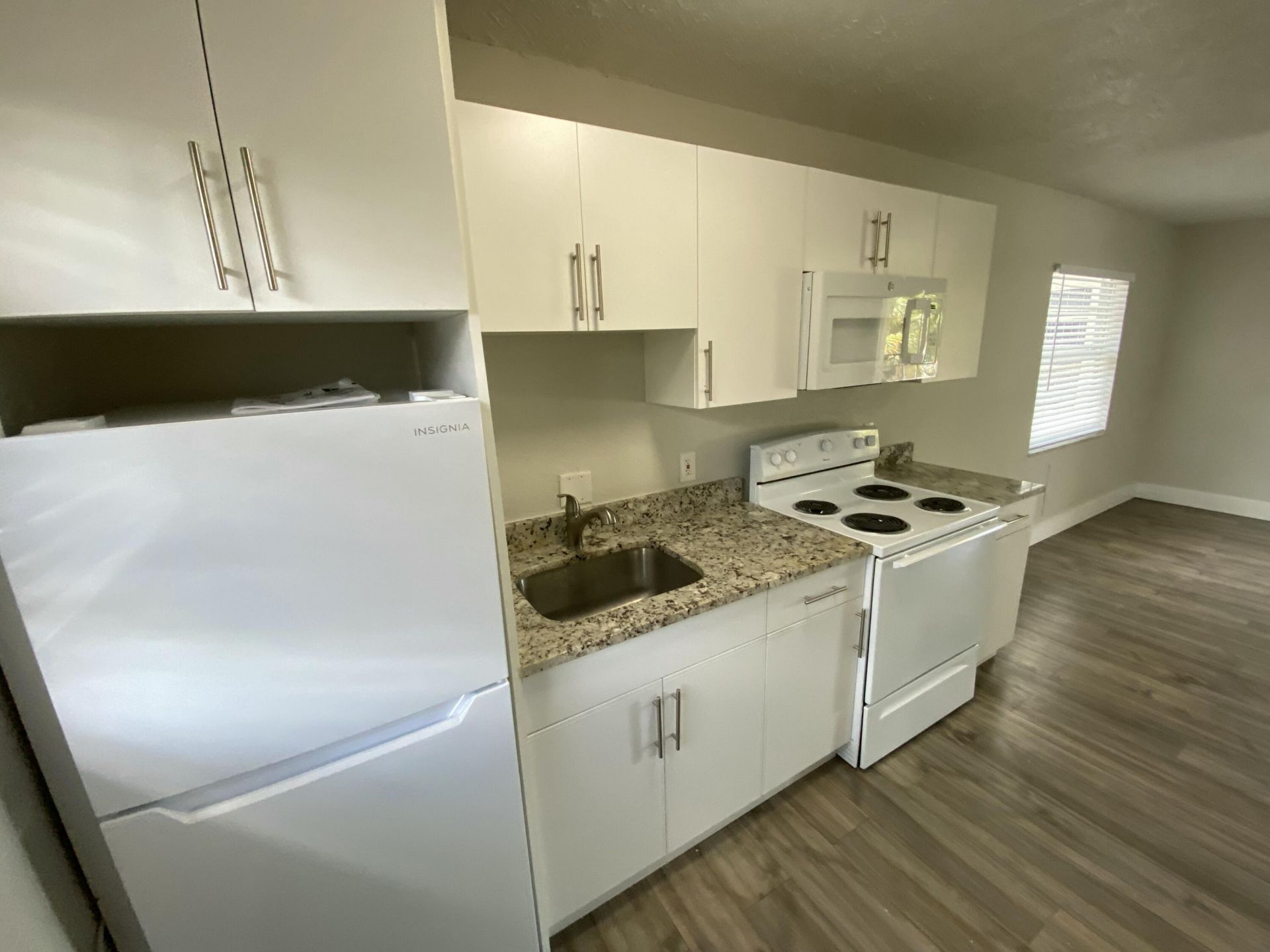 605 N Federal Highway, Unit 12, Lake Worth Beach, FL 33460 Photo