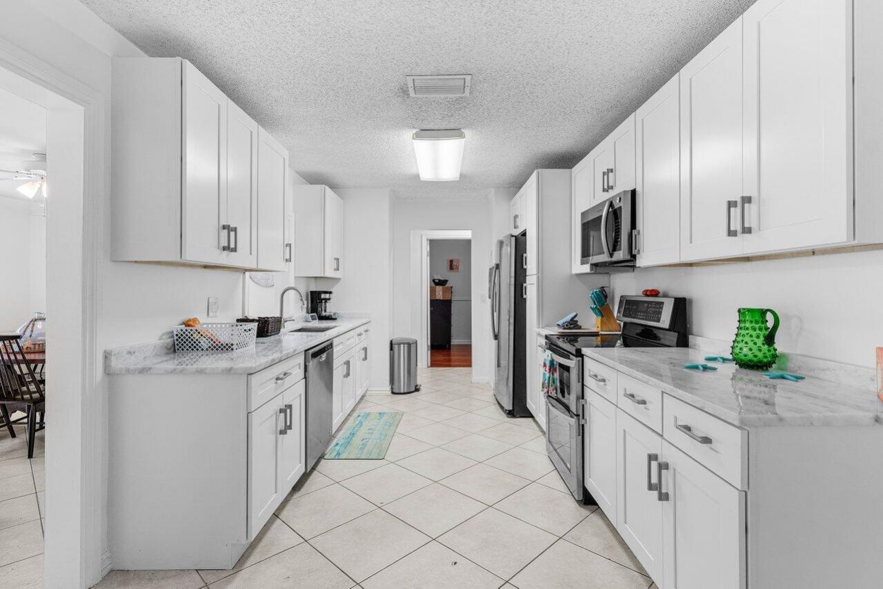 15 NE 18th Street, Delray Beach, FL 33444 Photo