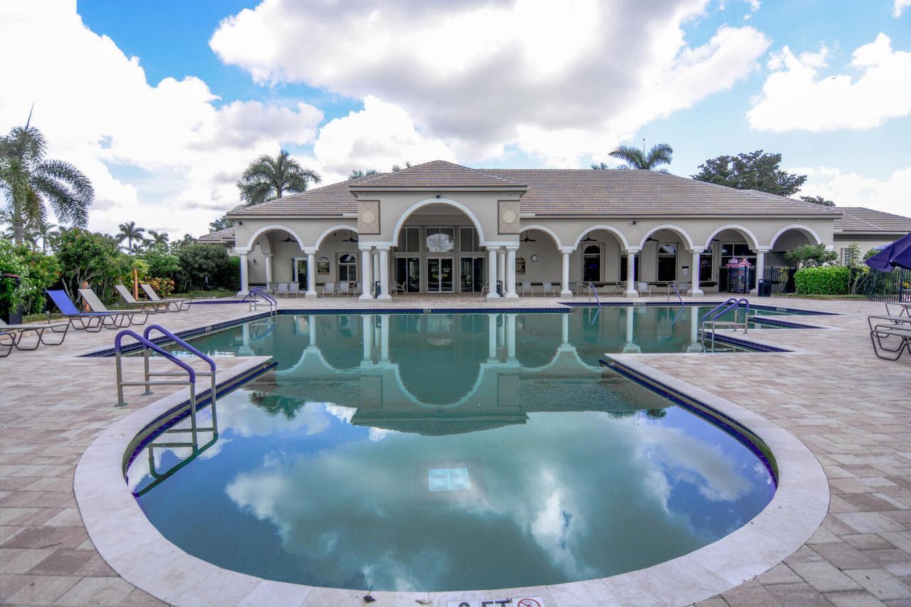 4676 Manderly Drive, Wellington, FL 33449 Photo