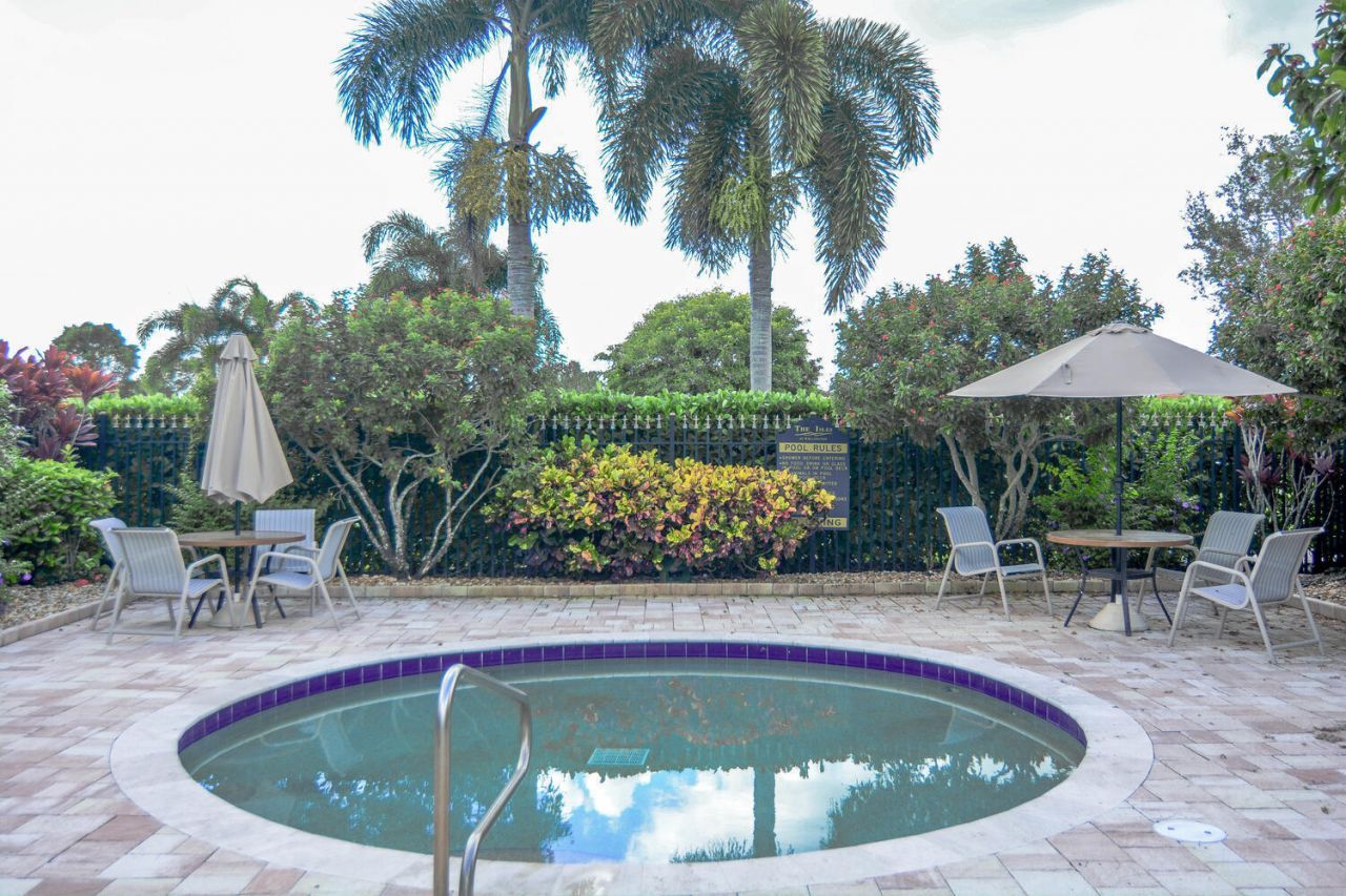 4676 Manderly Drive, Wellington, FL 33449 Photo