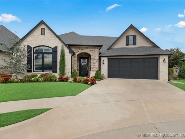 1105 W 84th Street, Tulsa, OK 74132