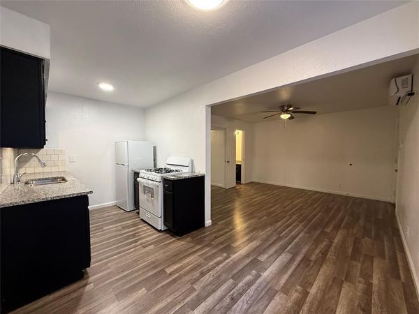 2701 Hemphill, Fort Worth, TX 76110