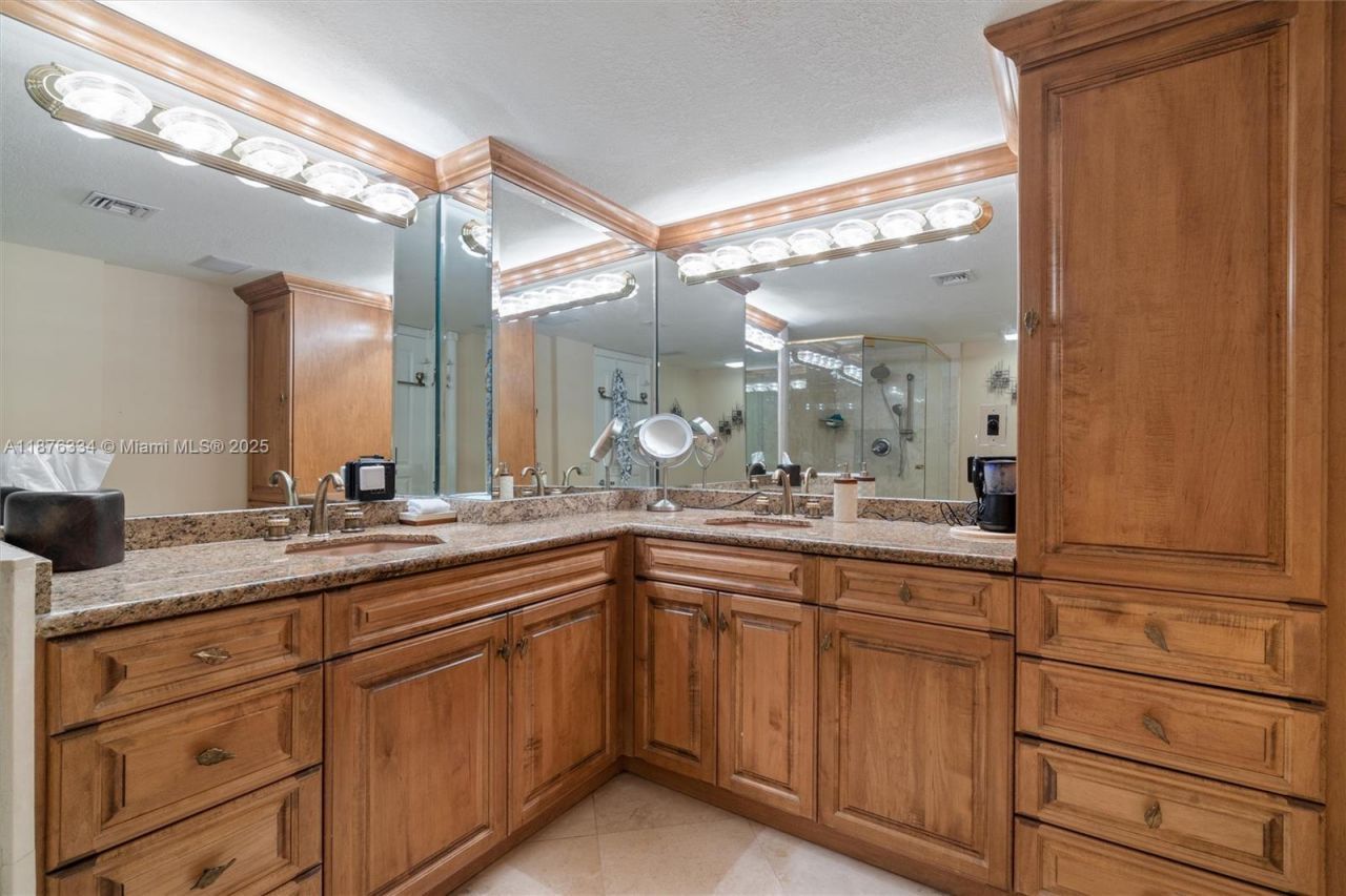 2200 S Ocean Ln, Unit 1902, Fort Lauderdale, FL 33316 Photo