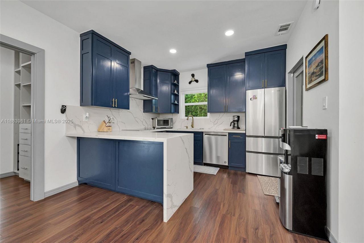 335 Romano Ave, Coral Gables, FL 33134 Photo