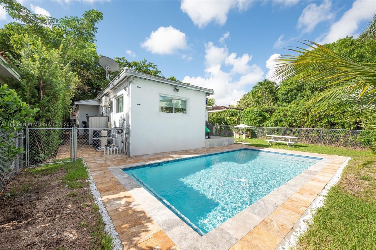 335 Romano Ave, Coral Gables, FL 33134 Photo