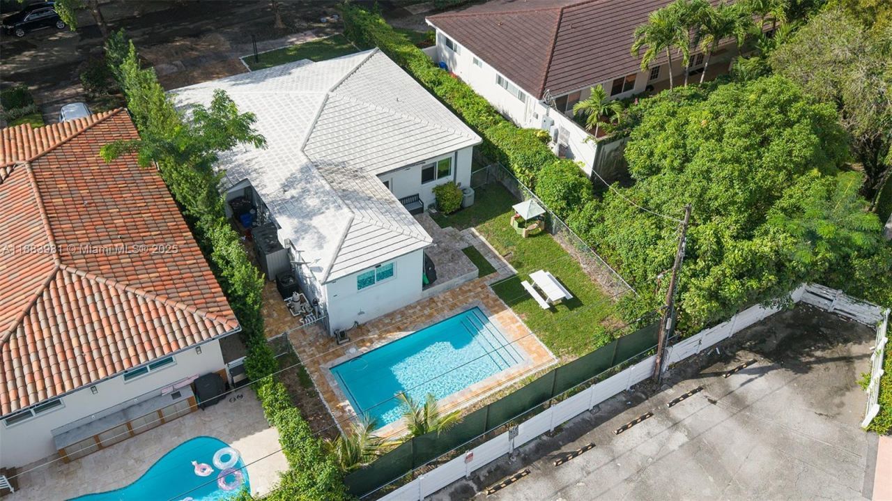 335 Romano Ave, Coral Gables, FL 33134 Photo