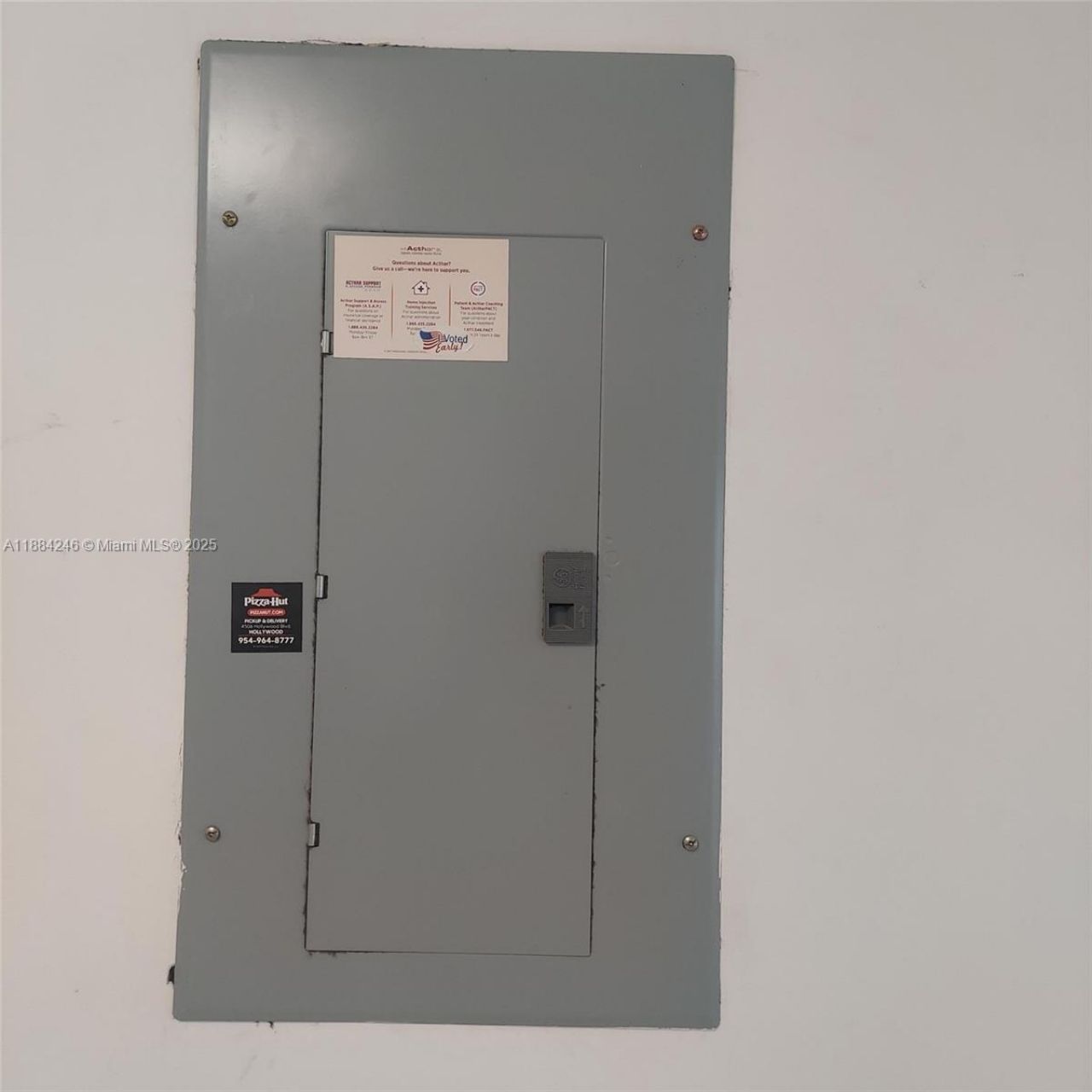 2300 Park Ln, Unit 211, Hollywood, FL 33021 Photo