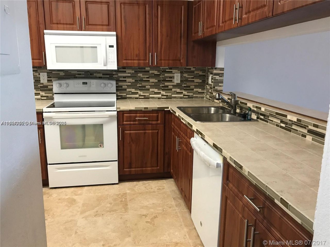 10288 NW 9th St Cir, Unit 205, Miami, FL 33172 Photo