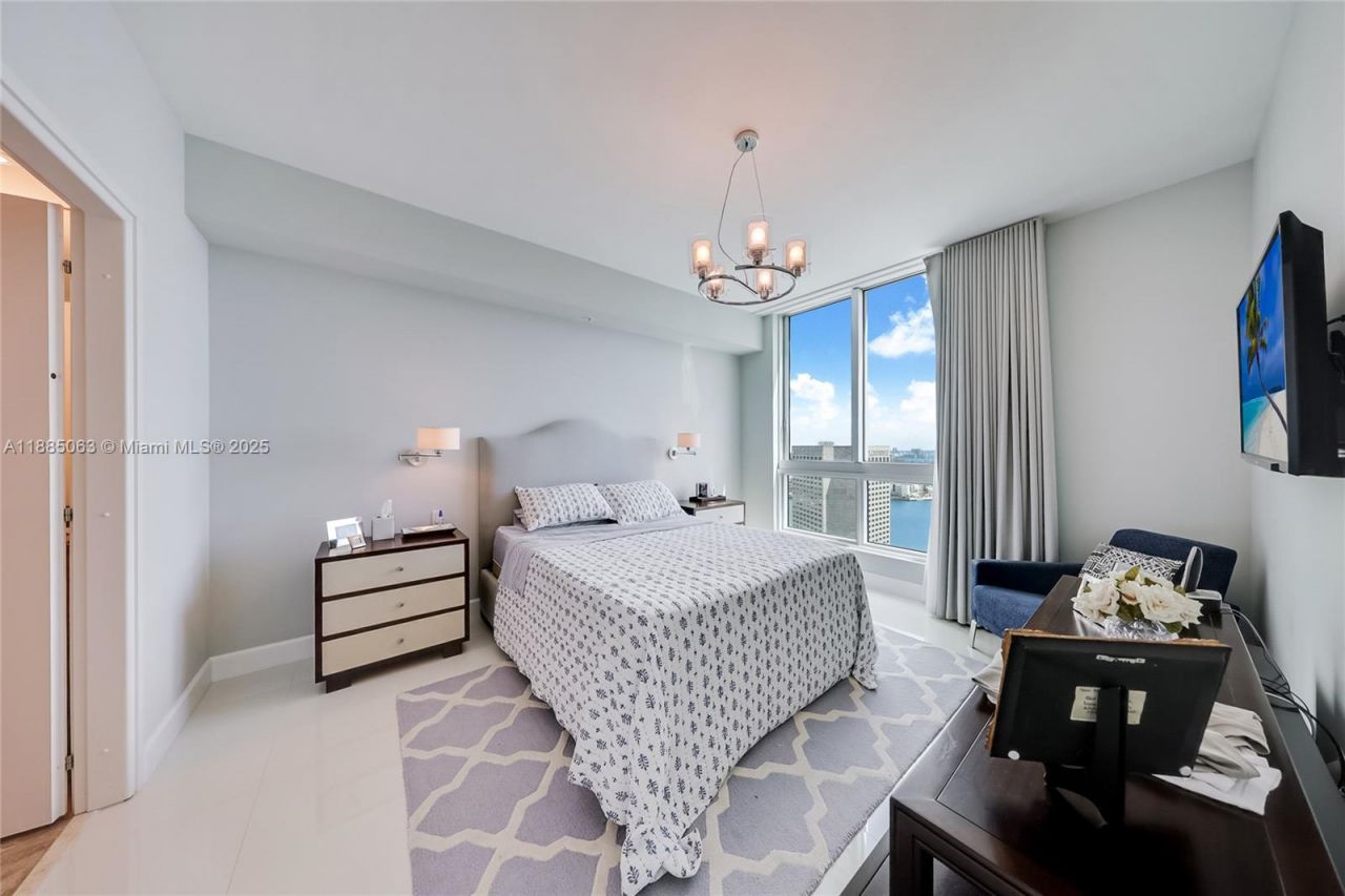 300 S Biscayne Blvd, Unit T-3312, Miami, FL 33131 Photo