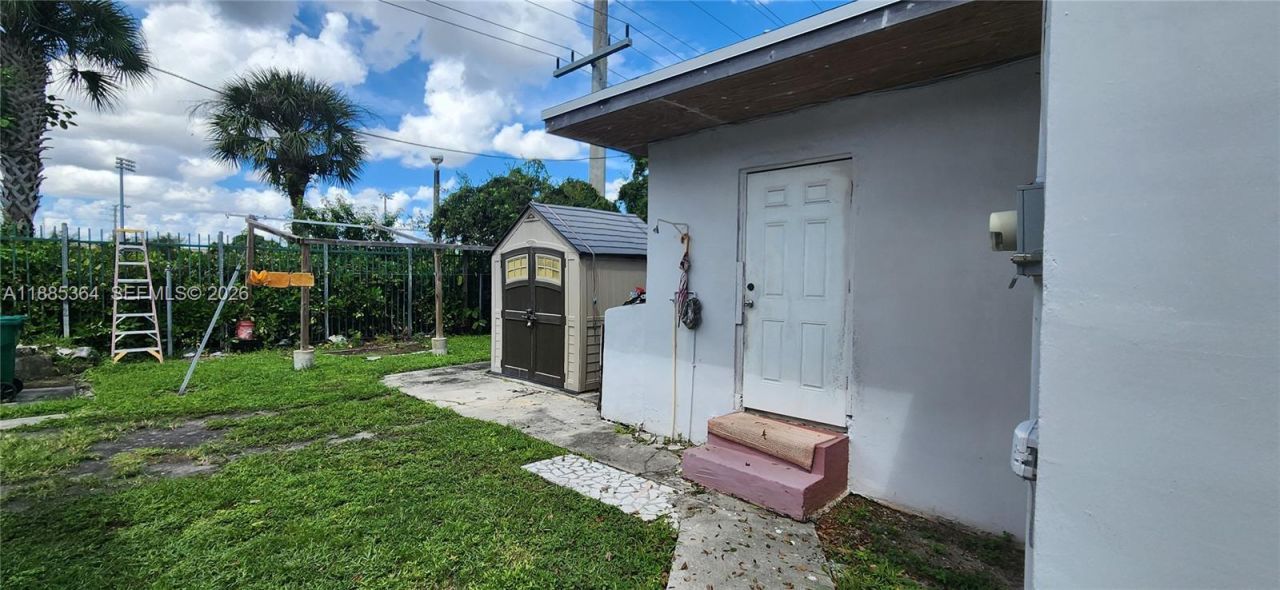 405 NW 64th St, Miami, FL 33150 Photo