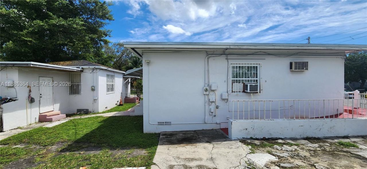 405 NW 64th St, Miami, FL 33150 Photo