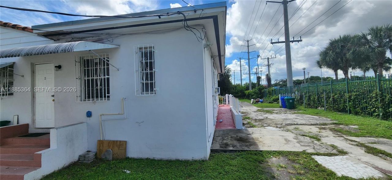 405 NW 64th St, Miami, FL 33150 Photo