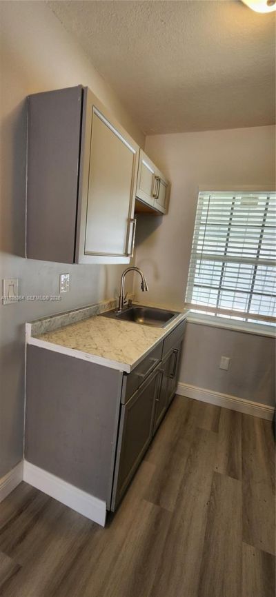 405 NW 64th St, Miami, FL 33150 Photo