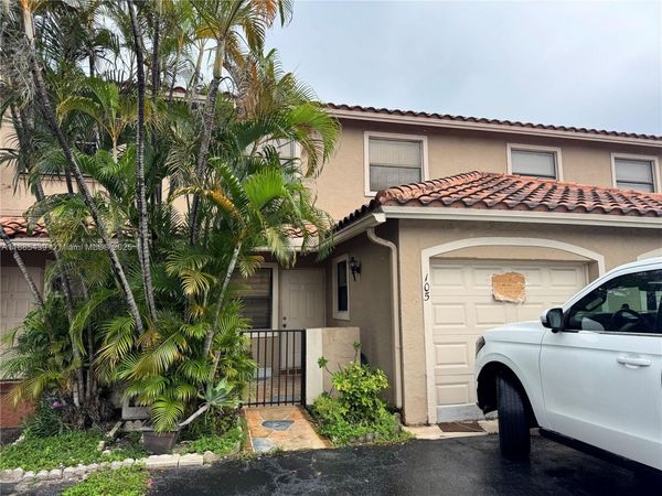 2531 W 60th Pl, Unit 105-18, Hialeah, FL 33016