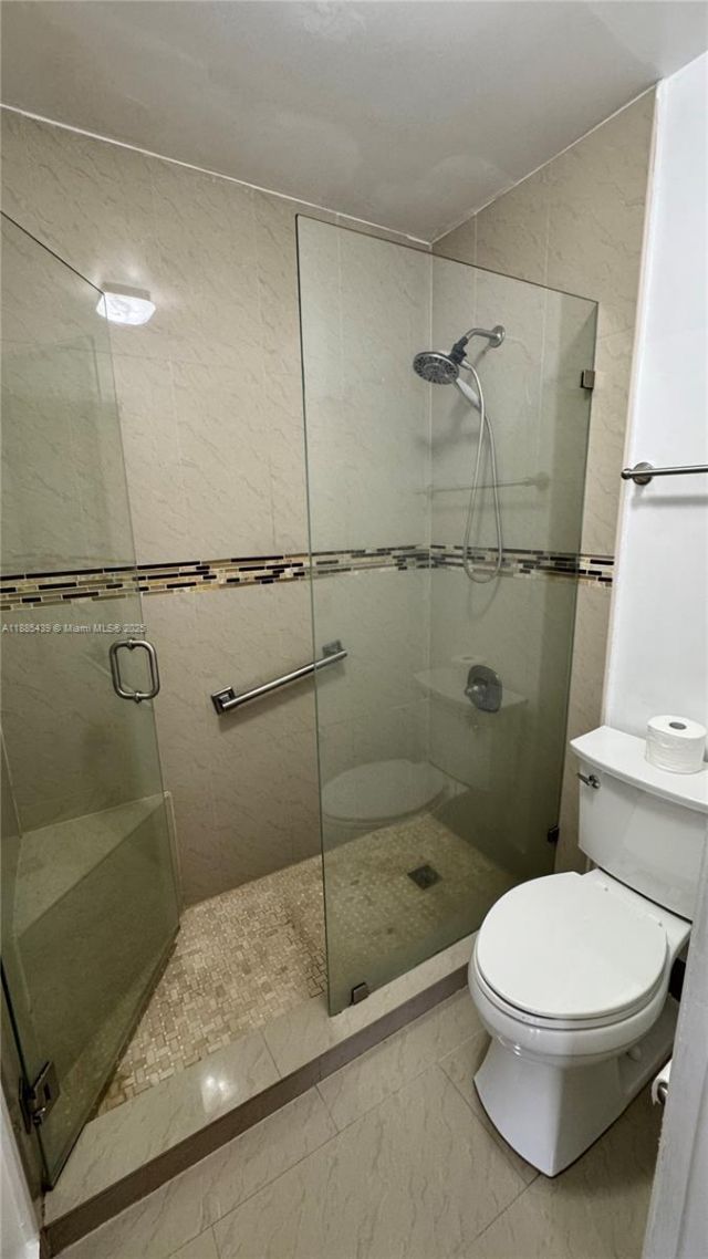 2531 W 60th Pl, Unit 105-18, Hialeah, FL 33016 Photo