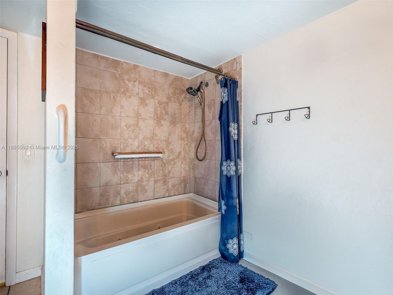 6547 SW 116th Pl, Unit E, Miami, FL 33173 Photo