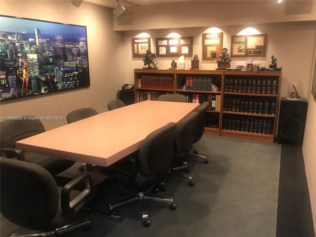 6701 Sunset Dr, Unit 104, South Miami, FL 33143 Photo