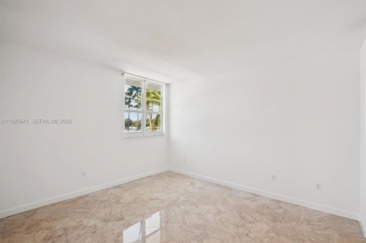 5970 Indian Creek Dr, Unit 302, Miami Beach, FL 33140 Photo