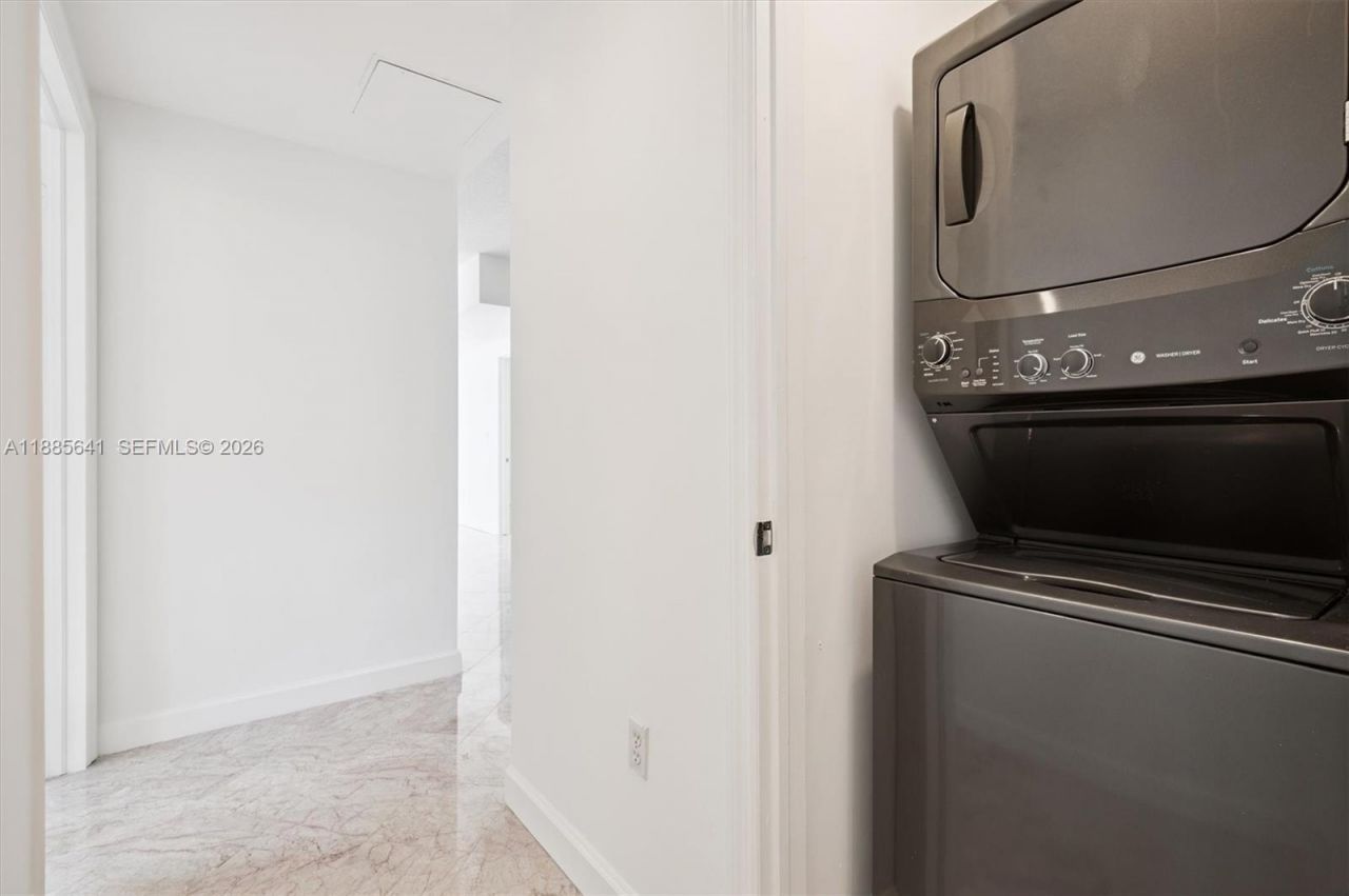 5970 Indian Creek Dr, Unit 302, Miami Beach, FL 33140 Photo