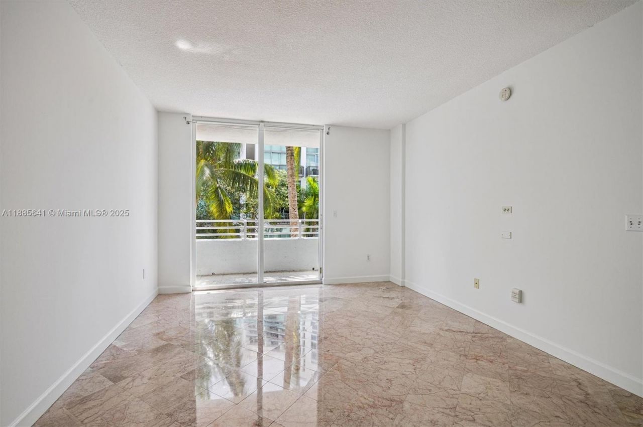 5970 Indian Creek Dr, Unit 302, Miami Beach, FL 33140 Photo