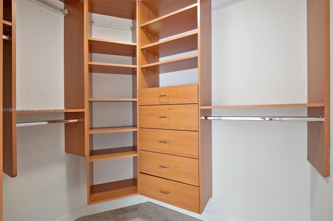 5970 Indian Creek Dr, Unit 302, Miami Beach, FL 33140 Photo