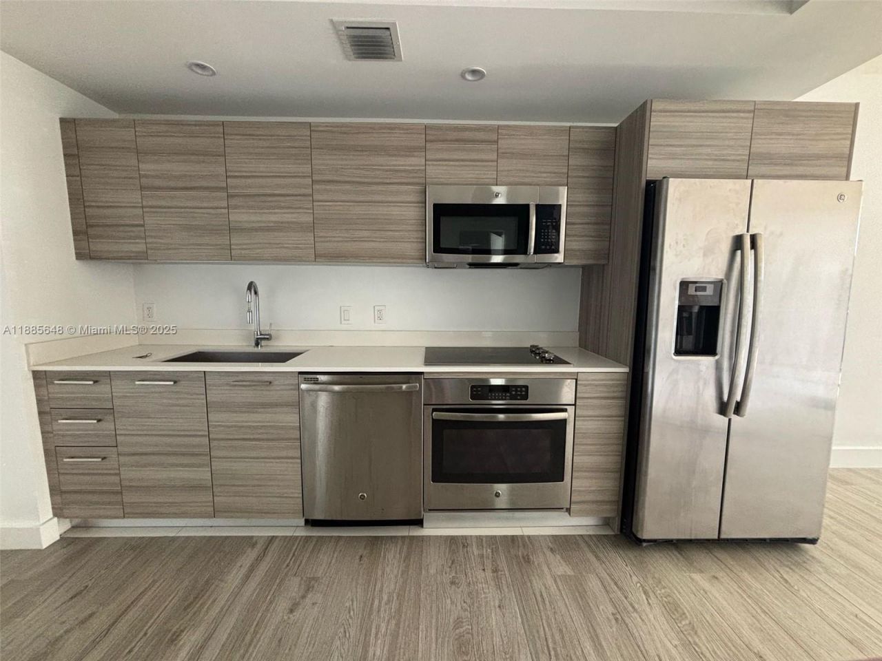 121 NE 34th St, Unit 1503, Miami, FL 33137 Photo