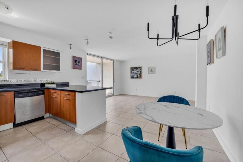 680 NE 64th St, Unit A505, Miami, FL 33138 Photo